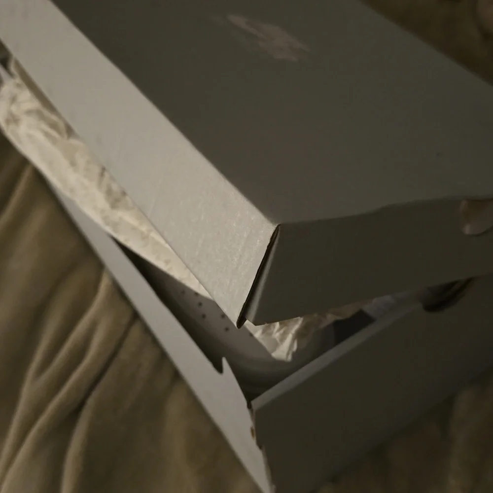 NIB Nike AIR FORCE ONES '07 - Womens SIZE 9 - Picture 5 of 6